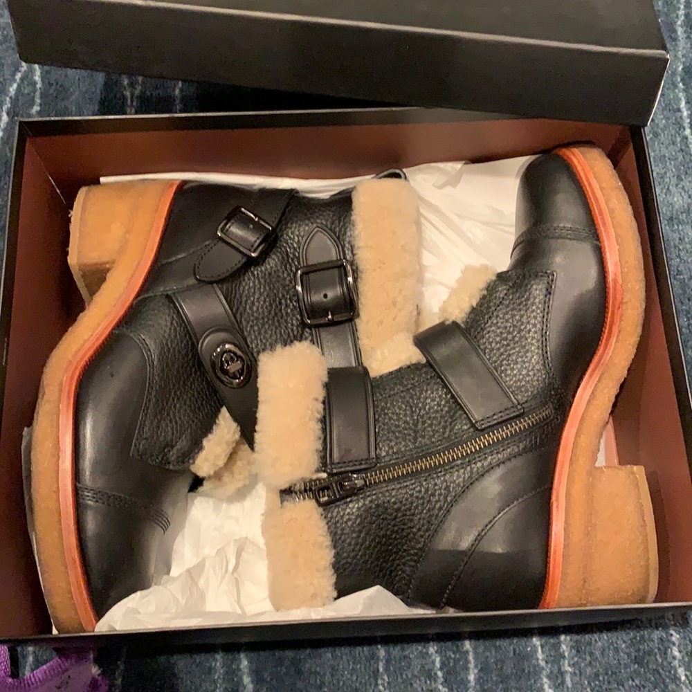 Black boots